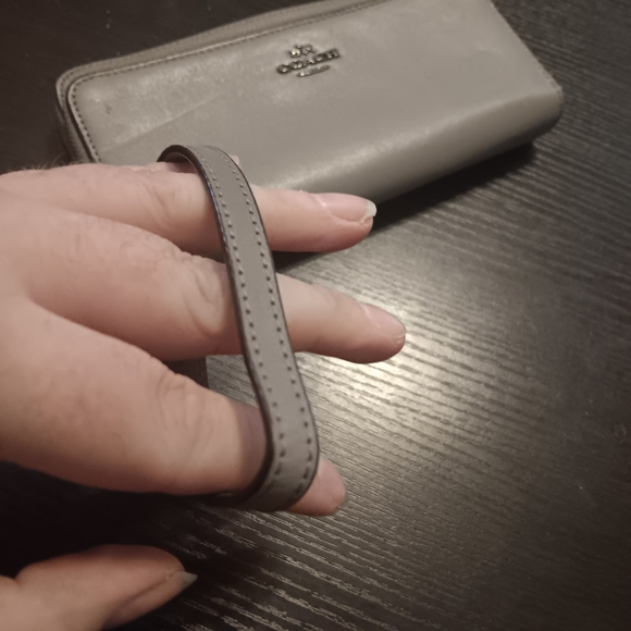 Coach Double Zip Gray Leather Wallet Or Clutch (EUC) - Picture 14 of 14